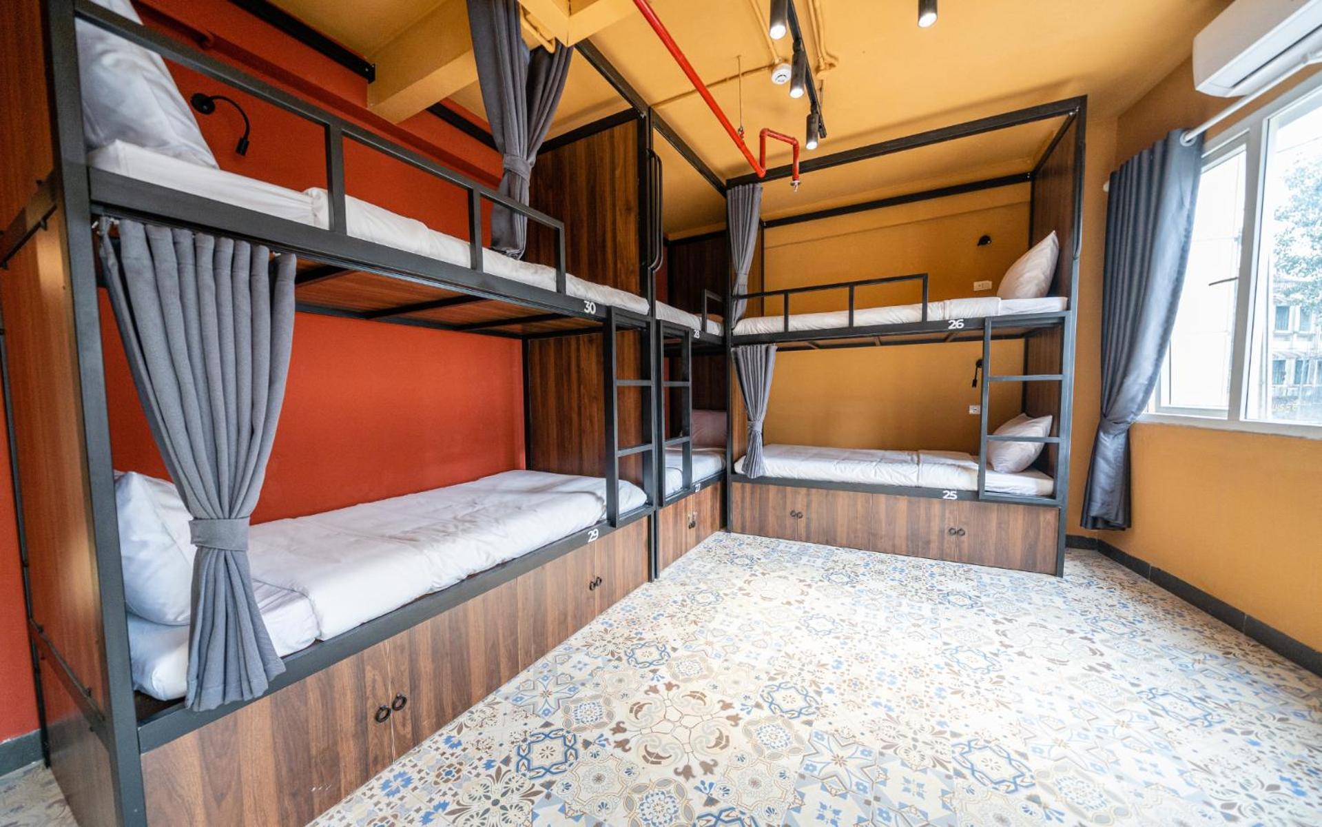 Mad Monkey Hanoi Hostel Екстериор снимка